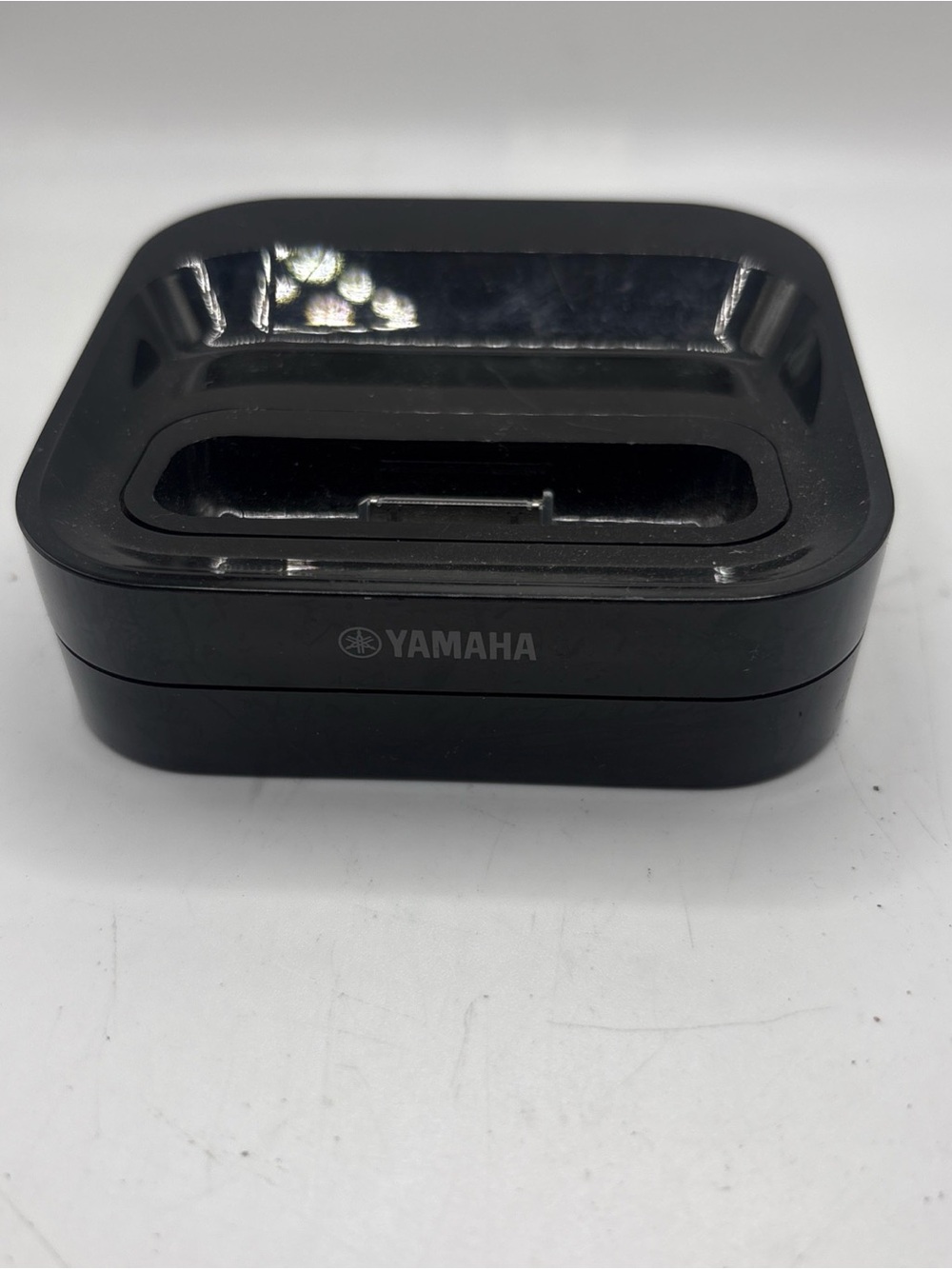 Yamaha YDS-12 Dock for older iPods/iPhones No Cable
